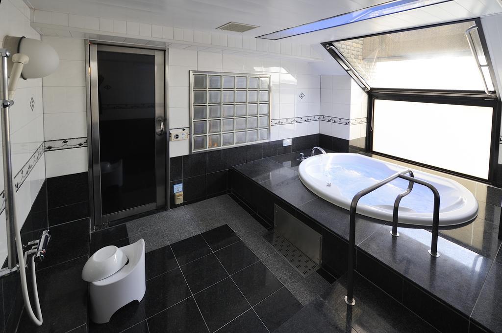 Water Hotel Mw (Adults Only) Saitama Exterior foto